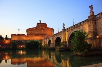 Castel Sant'Angelo, Mausoleo di Adriano, Mausoleum for the Roman Emperor Hadrian, Castel