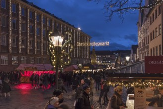 Christkindlesmarkt at the new town hall, Nuremberg, Central Franconia, Bavaria, Germany, Europe