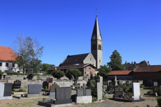 Evangelical Lutheran Church of Christ and cemetery, Hassfurt, Hassfurt, Hassberge district, Lower