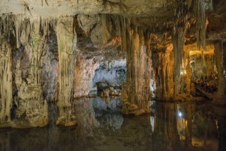 Huge stalactites and underground lake, stalactite cave, Grotta di Nettuno, Neptune Grotto, Capo