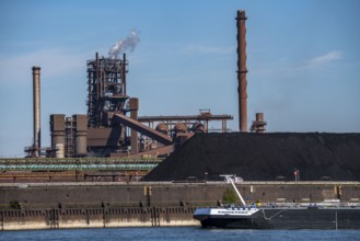 ThyssenKrupp steelworks in Duisburg-Marxloh, blast furnace Schwelgern 2, coal store of the