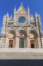 Cathedral, old town, architecture, landmark, travel, tourism, blue sky, Siena, Tuscany, Italy,