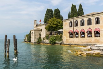 Villa Guarinti at Punta San Vigilio, tourism, travel, building, lake, harbour, residence,