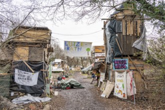 Camp of climate activists in the rest of the village of Lützerath, the last place to be excavated