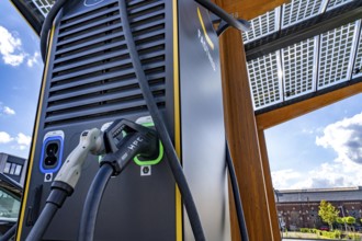 E-fuelling station on the site of the former Lohberg colliery in Dinslaken, 4 300 kW fast-charging