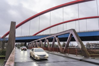 Dilapidated A42 motorway bridge (red arches) over the Rhine-Herne Canal, with massive structural