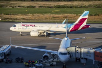 Eurowings Airbus A320neo, taxiing to Terminal 1 C-Gates after landing, Eurowings Airbus at the