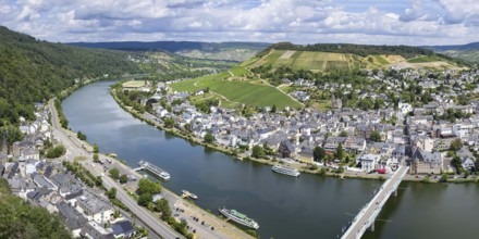 Panorama from the ruins of Grevenburg Castle on Traben-Trarbach, Moselle, Bernkastel-Wittlich