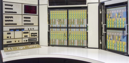 Hybrid AD4 computer, Applied Dynamics Four analogue computer from 1966 which has an analogue and