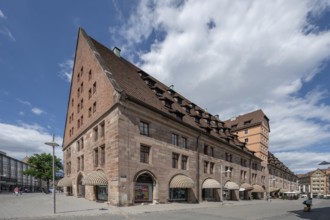 Historic toll hall, built 1498-1502, former granary, Hallplatz 2, Nuremberg, Middle Franconia,