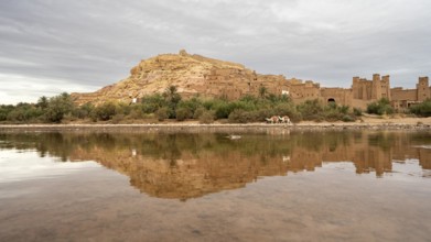 Old fortress (ksar) made of clay, Kasbah Ait Ben Haddou, UNESCO World Heritage Site, High Atlas,