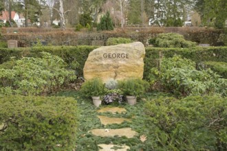 Grave of Götz George, Zehlendorf Cemetery, Onkel-Tom-Straße, Zehlendorf, Berlin, Germany, Europe