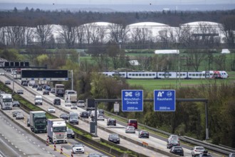 A3 motorway near Flörsheim, in front of the Mönchhof motorway junction, narrowing of lanes due to