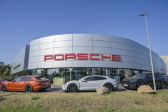 Porsche Centre Adlershof, Hermann-Dorner-Allee, Johannistal, Adlershof, Treptow-Köpenick, Berlin,