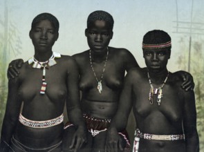 Die drei Grazien, Zulu-Mädchen, South Africa, Historic, digitally restored reproduction from a 19th