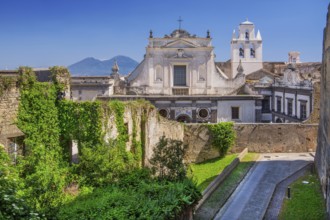 Monastery of San Martino with Mount Vesuvius 1281m, Naples, Gulf of Naples, Campania, Italy, Europe