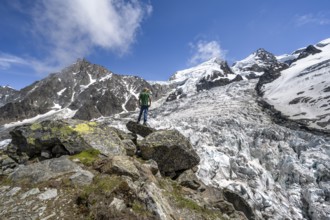 Mountaineers on the glacier, High alpine glaciated mountain landscape, La Jonction, Glacier des