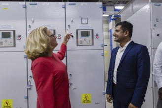 Svenja Schulze (SPD), Federal Minister for Economic Cooperation and Development, visits a metro