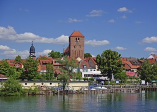 Europe, Germany, Mecklenburg-Western Pomerania, Waren an der Müritz, View of the town and St