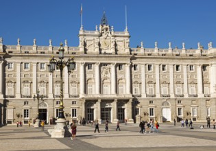 Plaza de la Armeria, Armory Square, Palacio Real royal palace, Madrid, Spain, Europe