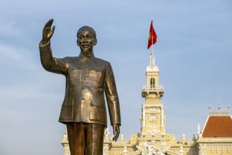 Ho Chi Minh Statue and City Hall, Saigon, Vietnam, Asia