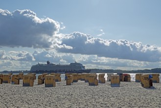 Mein Schiff cruise ship, beach chairs, beach, Laboe, Schleswig-Holstein, Germany, Europe