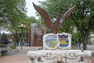 Pueblo, Colorado, A monument in Sister Cities Plaza honors the relationship between Pueblo and