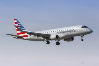 An Embraer 175 aircraft of American Eagle Envoy Air with the registration number N246NN at Miami