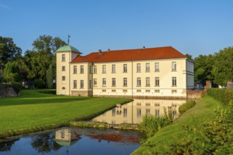 Old village of Westerholt, listed district of Herten Westerholt, over 60 old, well-renovated