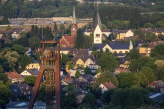 Residential estate in the countryside, terraced houses, multi-family houses, parts of former mining