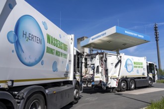 Hydrogen filling station, waste disposal vehicles, rubbish trucks, of the municipal waste disposal