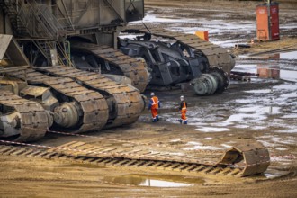 Garzweiler opencast lignite mine, bucket wheel excavator undergoing maintenance and repair, near