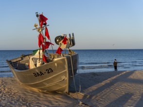 Small fishing boats on the beach, Baabe, Rügen, Mecklenburg-Vorpommern, Germany, Europe