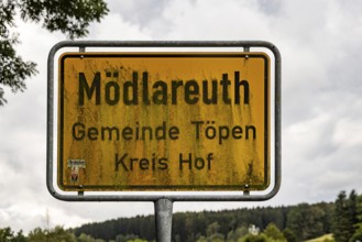 Mödlareuth, municipality with 55 inhabitants, which lies partly in the Free State of Thuringia and