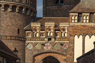 Coat of arms on the Neustädter Tor in Tangermünde, Saxony-Anhalt, Germany, Europe