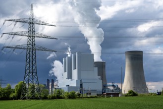 Lignite-fired power plant Neurath, near Grevenbroich, RWE Power AG, storm clouds over the Rhenish