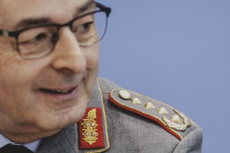 General Carsten Breuer, Inspector General of the Bundeswehr, at a federal press conference on the