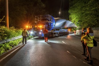 Transport of a 68 metre long, 22 tonne blade of a wind turbine, here in Schwelm, with a