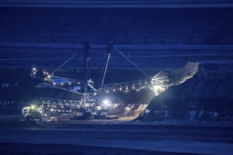 Opencast lignite mine Garzweiler 2, excavator 285, bucket wheel excavator, considered to be the