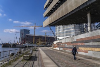 Buenos-Aires-Kai, Hafencity University HCU, Hafencity Hamburg, new district on the Elbe, on the