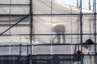 Construction site, scaffolding, work on scaffolding, bridge piers Germany