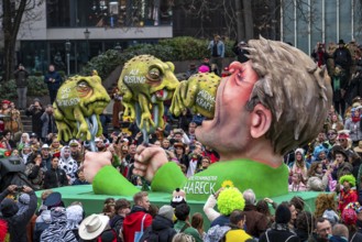 Rose Monday parade in Düsseldorf, street carnival, carnival floats by float builder Jacques Tilly,