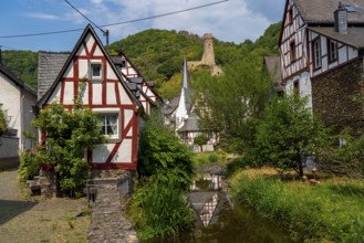 Monreal, idyllic half-timbered village in the Elz valley, ruins of Philippsburg Castle, in the