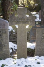 Gravestone with inscription Siehe ich bin beu euch alle Tage, Waldfriedhof Dresden, Saxony,