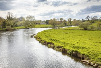 An image of a landscape scenery at bru na boinne