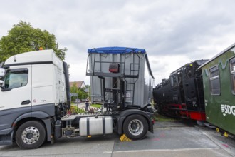 There was a serious accident between a train on the Weißeritz Valley Railway and a lorry from the