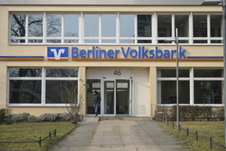 Berliner Volksbank, Schlossstrasse, Steglitz, Steglitz-Zehlendorf, Berlin, Germany, Europe