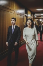 (R-L) Annalena Bärbock (Alliance 90/The Greens), Federal Foreign Minister, meets Mihai Popsoi,