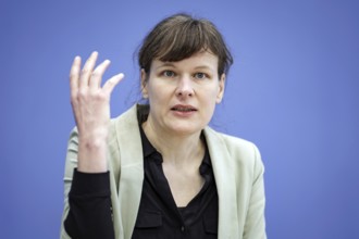 Stefanie Langkamp, Managing Director of Politics at Climate Alliance Germany, took part in a press