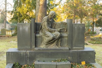 The Trinitatisfriedhof cemetery in Dresden's Johannstadt district is one of the city's burial